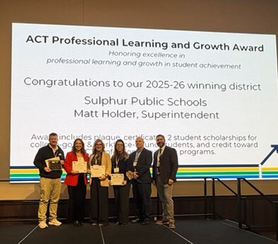 Group receiving Oklahoma Prof learning Award